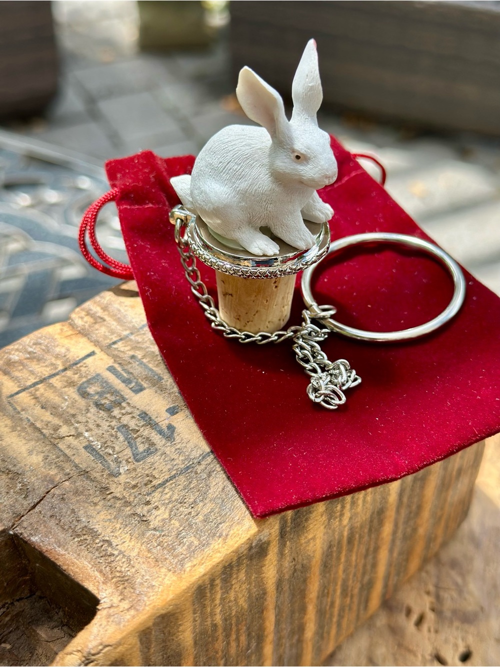 Bunny Rabbit Wine Bottle Stopper w/ Gift Pouch Easter Spring Decor - Picture 3 of 4